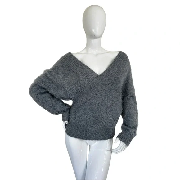Fashion on Earth Anthro Open Back Fuzzy Eyelash Sweater top faux wrap grey M MD - Picture 10 of 17